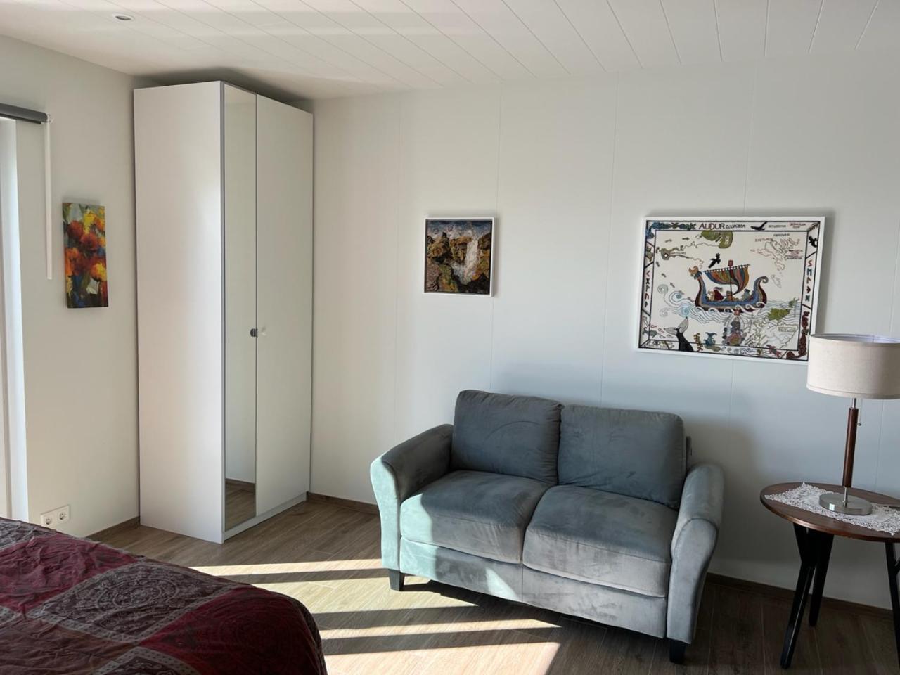 Laekjarkot Rooms And Cottages With Kitchen Borgarnes Exterior photo