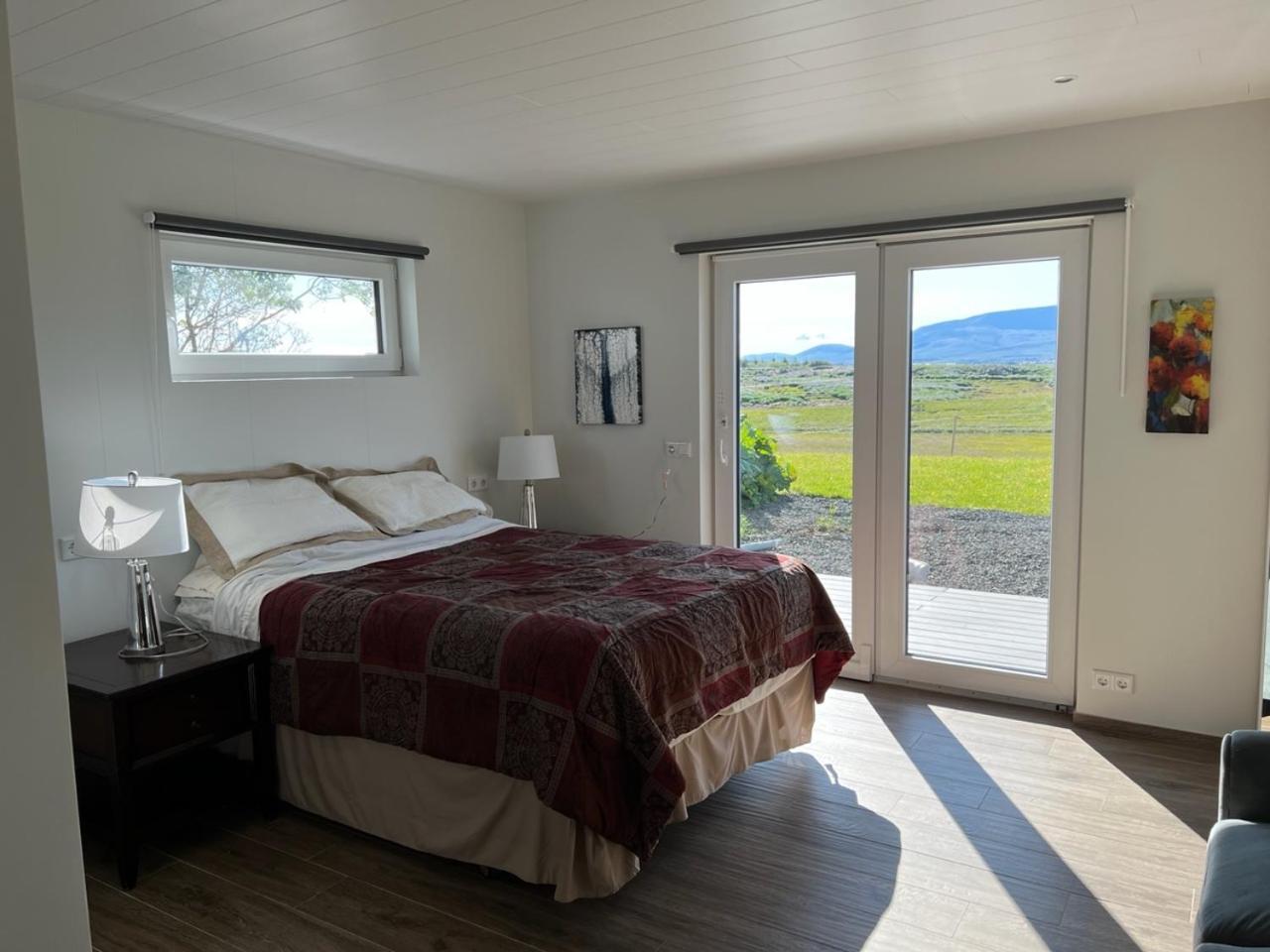 Laekjarkot Rooms And Cottages With Kitchen Borgarnes Exterior photo