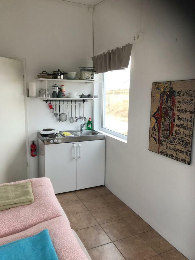 Laekjarkot Rooms And Cottages With Kitchen Borgarnes Exterior photo