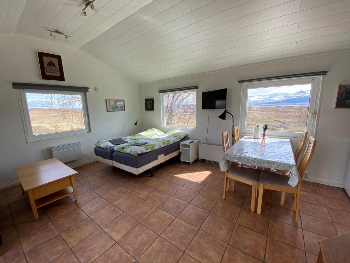 Laekjarkot Rooms And Cottages With Kitchen Borgarnes Exterior photo